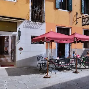 hotellátogatás