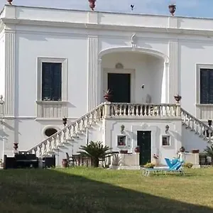 Longo De Bellis , Bari Itálie